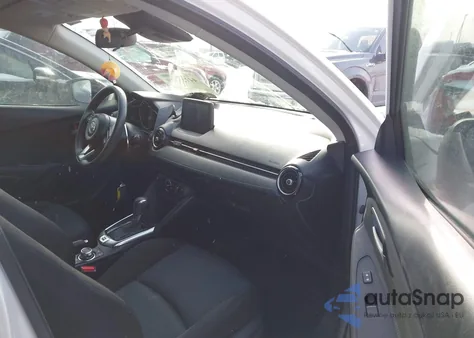 2019 Toyota Yaris Le из США, поврежденный, VIN 3MYDLBYV6KY520122